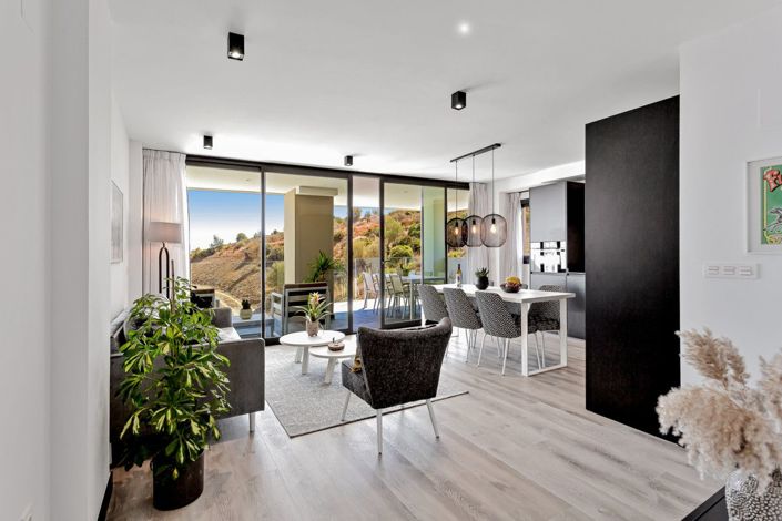 Image No.10-2 Bed Apartment for sale