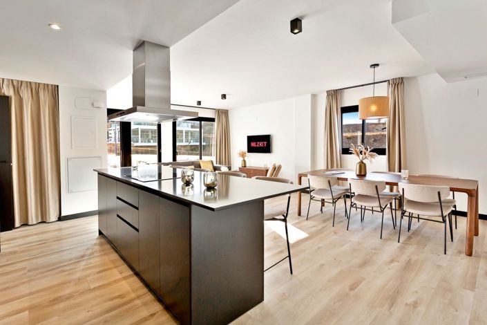 Image No.24-3 Bed Apartment for sale