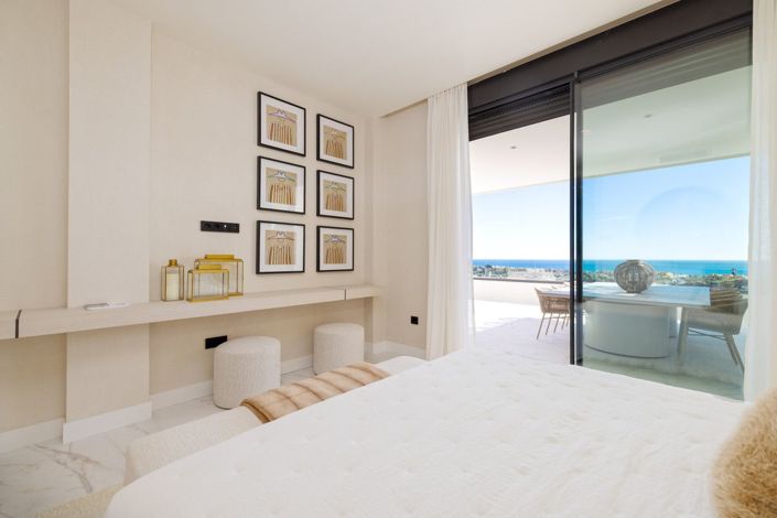 Image No.14-3 Bed Apartment for sale