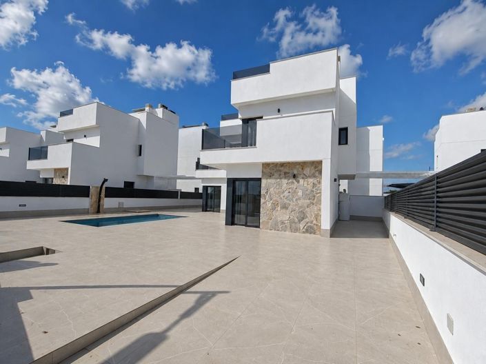 Image No.4-6 Bed Villa for sale