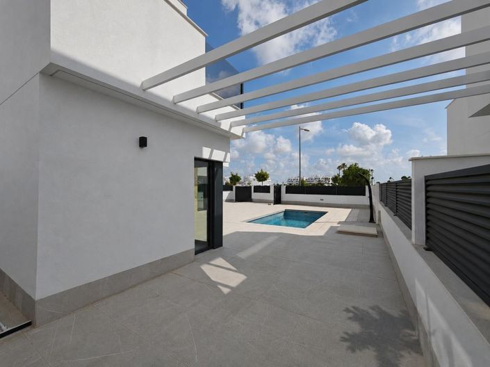 Image No.6-6 Bed Villa for sale