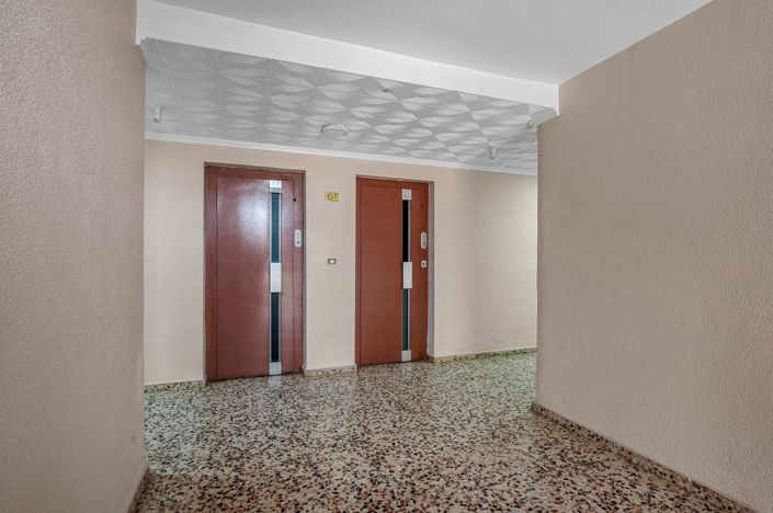 Image No.30-2 Bed Apartment for sale
