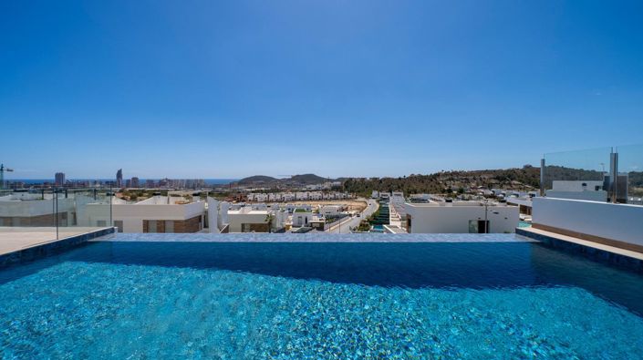 Image No.40-4 Bed Villa for sale