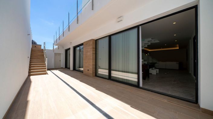 Image No.29-5 Bed Villa for sale