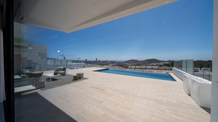 Image No.35-5 Bed Villa for sale
