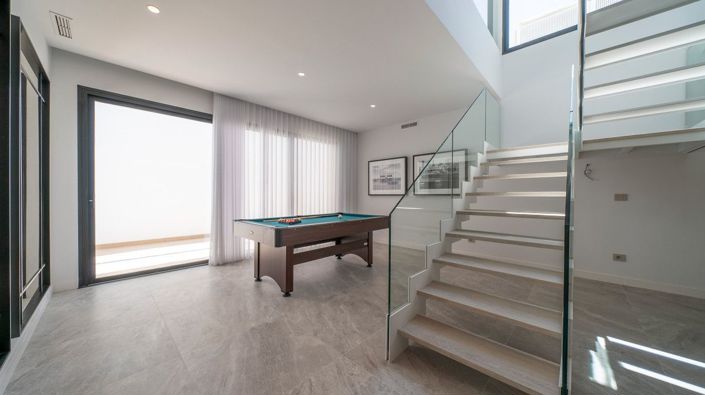 Image No.9-5 Bed Villa for sale