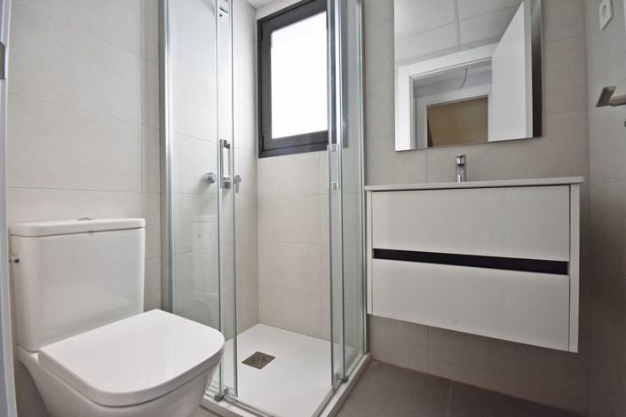 Image No.23-3 Bed Apartment for sale