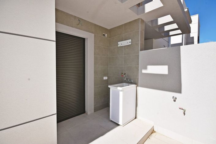 Image No.26-3 Bed Apartment for sale