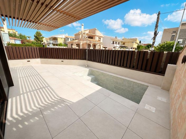 Image No.15-3 Bed Villa for sale