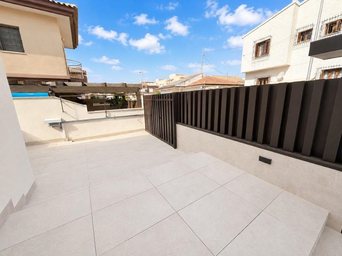 Image No.26-3 Bed Villa for sale
