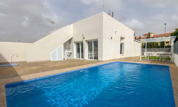 Image No.21-3 Bed Villa for sale