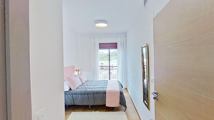 Image No.22-2 Bed Apartment for sale
