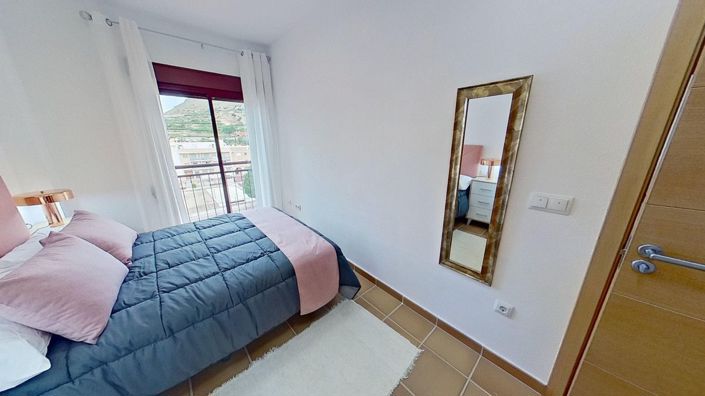 Image No.23-2 Bed Apartment for sale