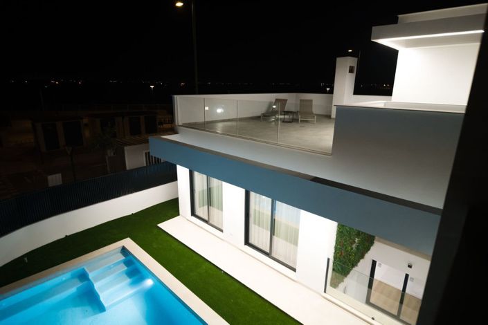 Image No.20-3 Bed Villa for sale