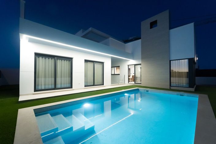Image No.21-3 Bed Villa for sale