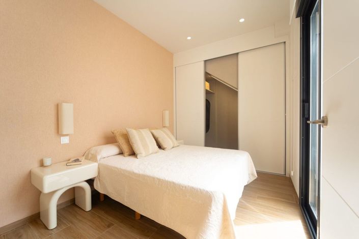Image No.40-3 Bed Villa for sale