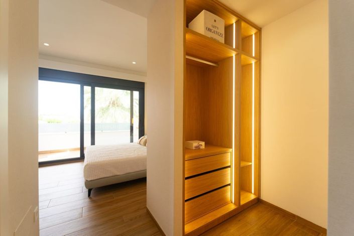Image No.42-3 Bed Villa for sale