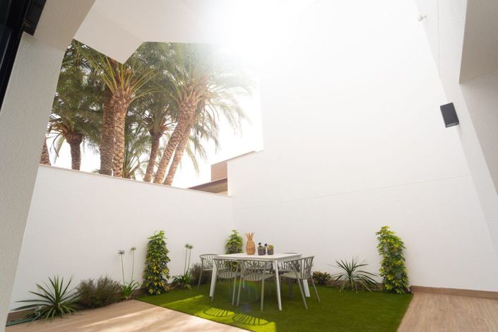 Image No.43-3 Bed Villa for sale