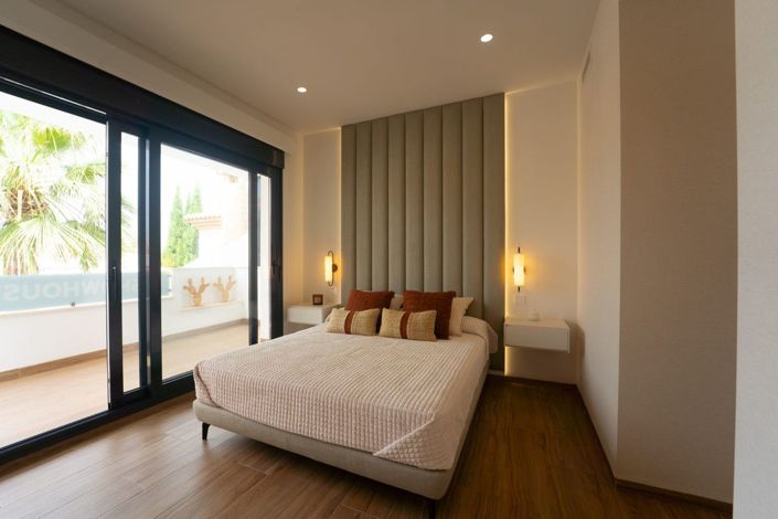 Image No.48-3 Bed Villa for sale