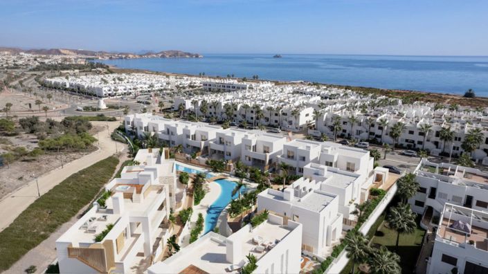 Image No.2-3 Bed Villa for sale