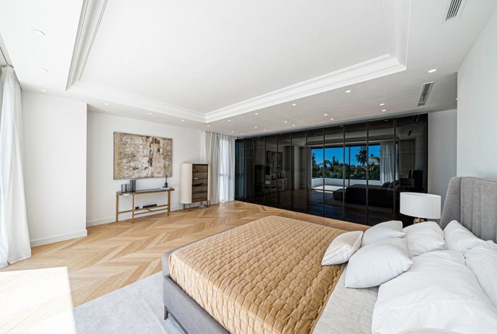 Image No.16-6 Bed Villa for sale