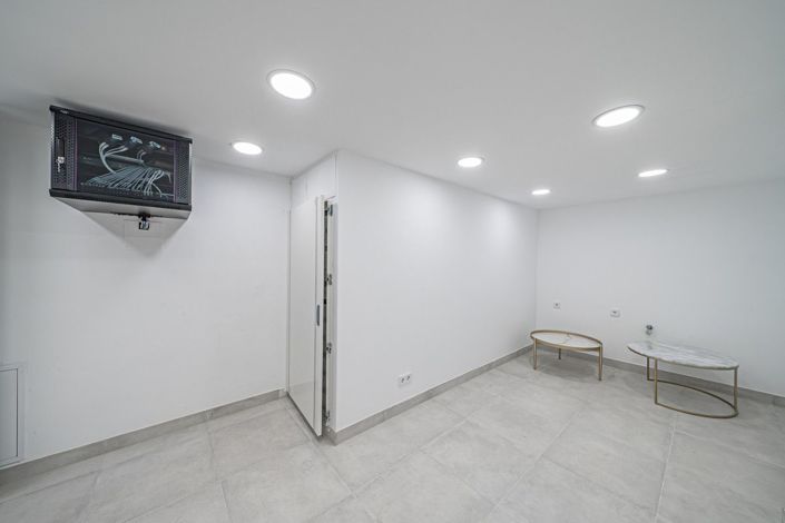 Image No.37-6 Bed Villa for sale