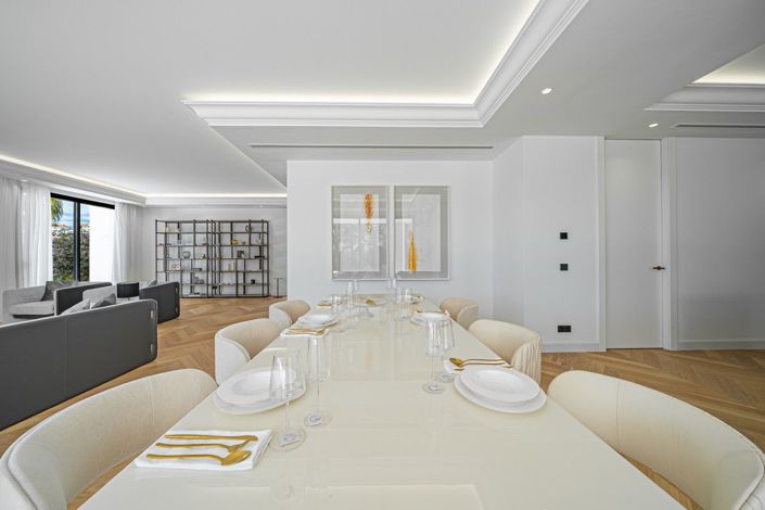 Image No.9-6 Bed Villa for sale