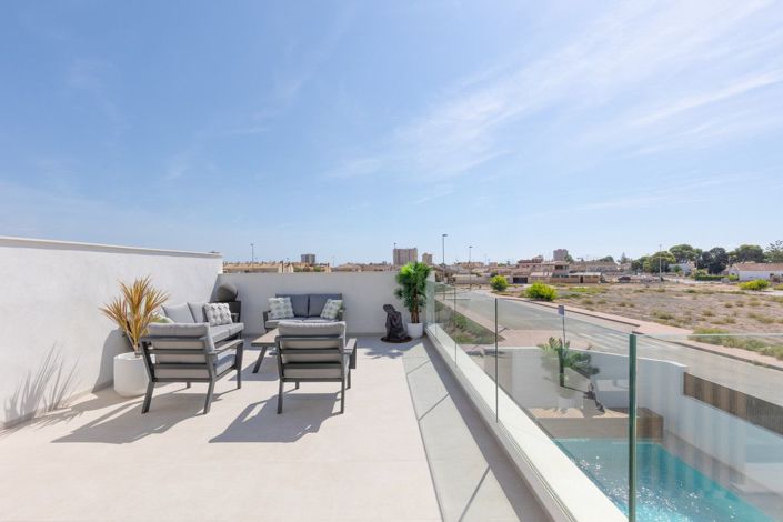 Image No.39-3 Bed Villa for sale