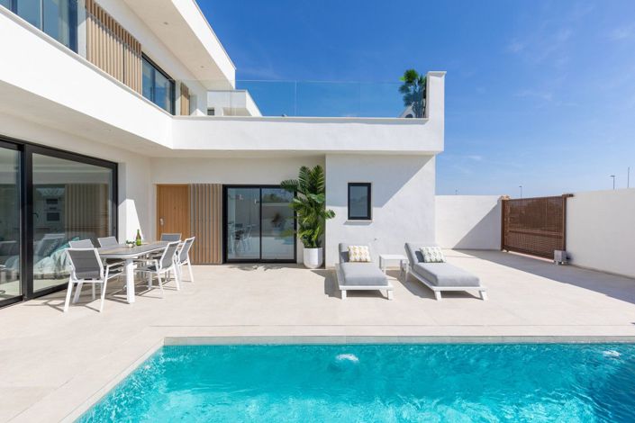 Image No.44-3 Bed Villa for sale