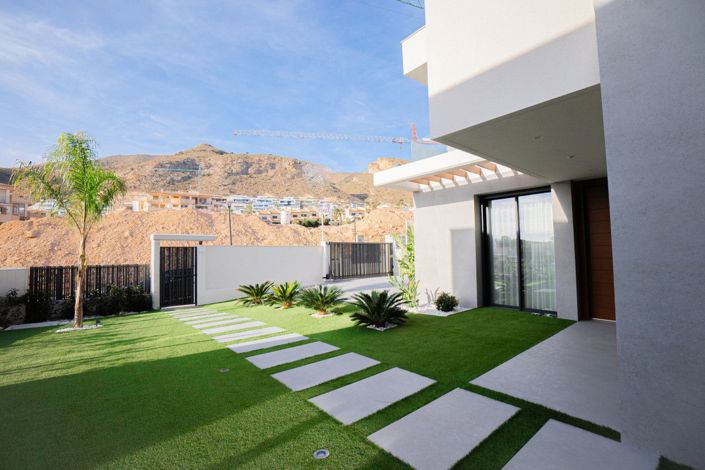 Image No.20-3 Bed Villa for sale
