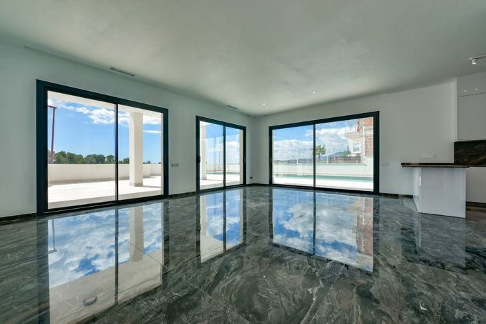 Image No.28-7 Bed Villa for sale