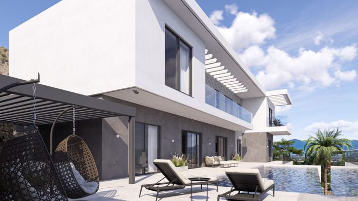Image No.8-7 Bed Villa for sale