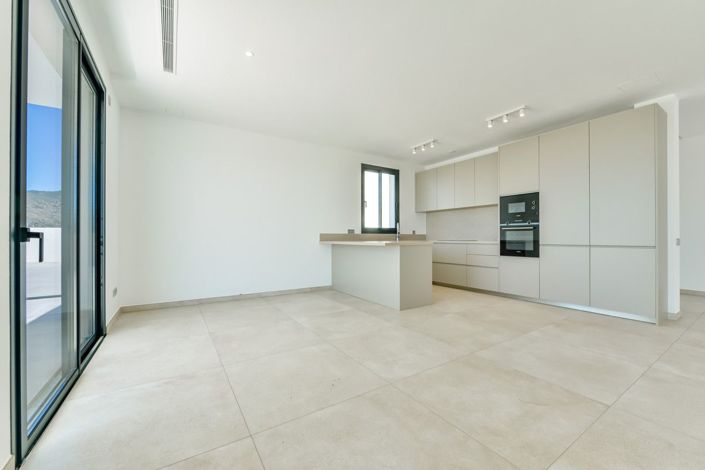 Image No.31-4 Bed Villa for sale