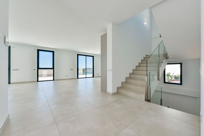Image No.34-4 Bed Villa for sale