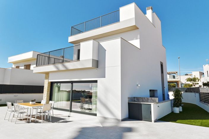 Image No.12-3 Bed Villa for sale