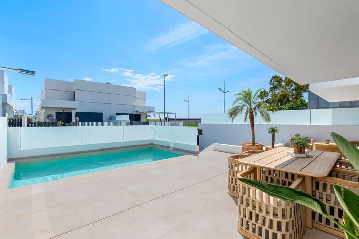 Image No.17-3 Bed Villa for sale