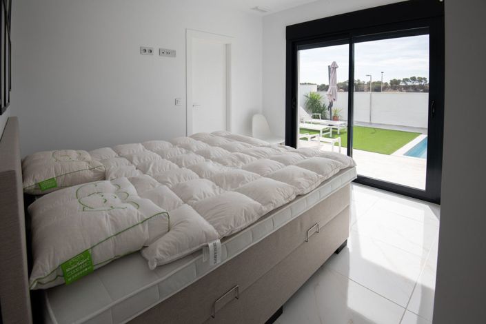 Image No.20-3 Bed Villa for sale