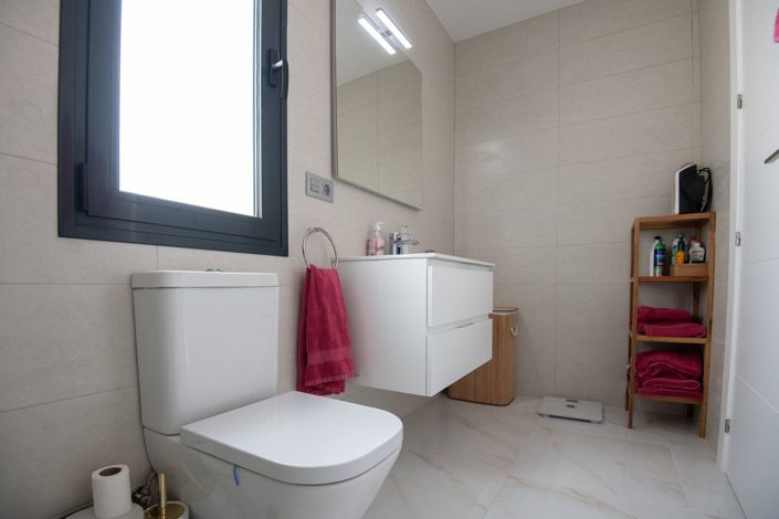 Image No.23-3 Bed Villa for sale