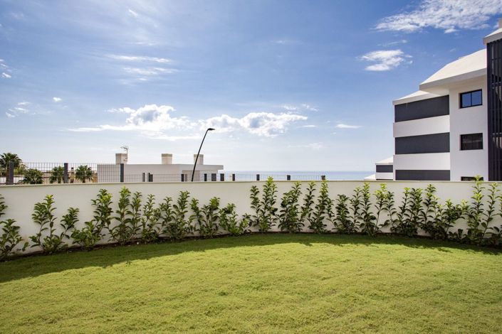 Image No.32-2 Bed Apartment for sale