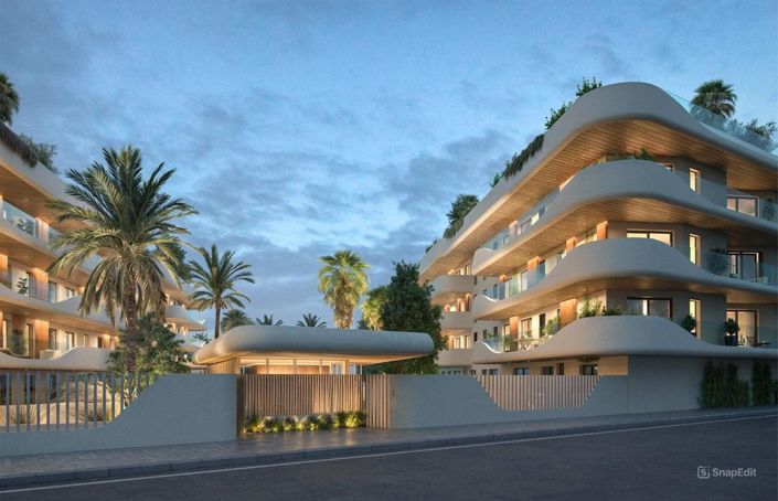Image No.8-4 Bed Apartment for sale