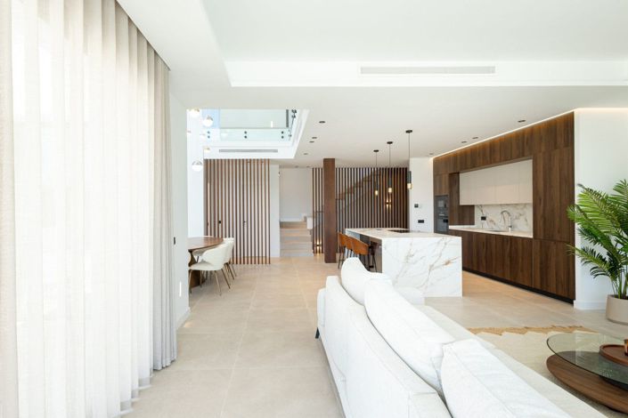 Image No.6-4 Bed Villa for sale