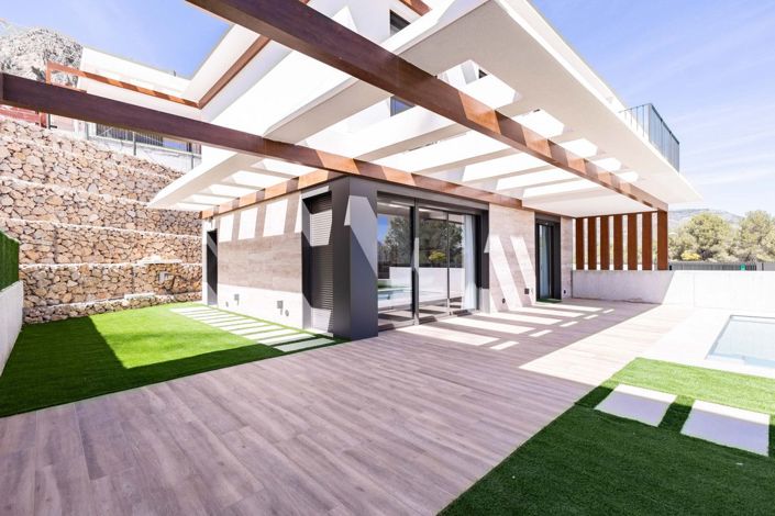 Image No.37-2 Bed Villa for sale