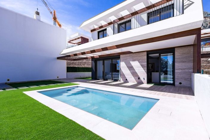 Image No.34-4 Bed Villa for sale