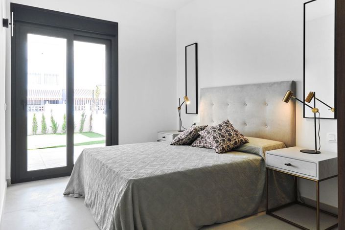 Image No.38-2 Bed Apartment for sale