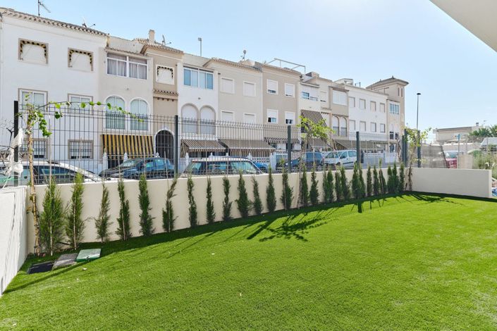 Image No.43-Appartement de 2 chambres à vendre à Torrevieja