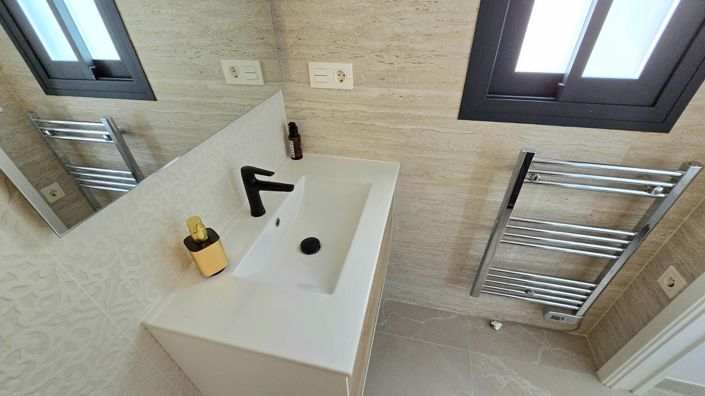 Image No.26-2 Bed Penthouse for sale