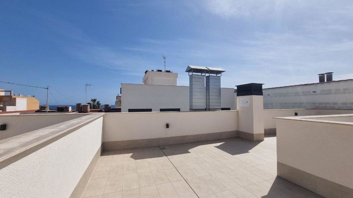 Image No.38-2 Bed Penthouse for sale