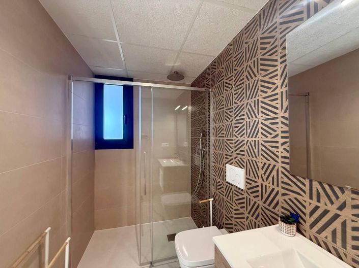 Image No.37-2 Bed Penthouse for sale