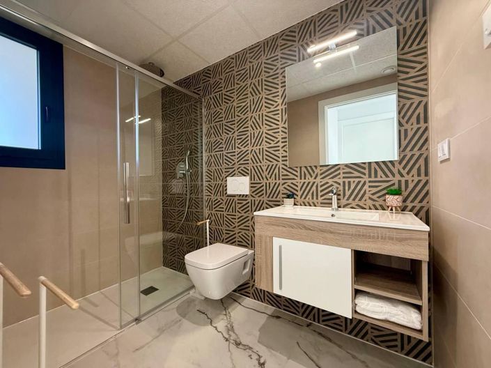 Image No.38-2 Bed Penthouse for sale