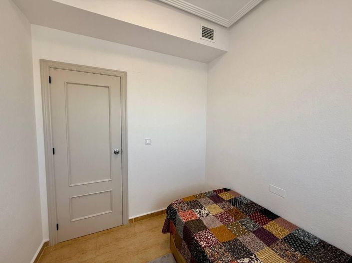 Image No.35-3 Bed Apartment for sale